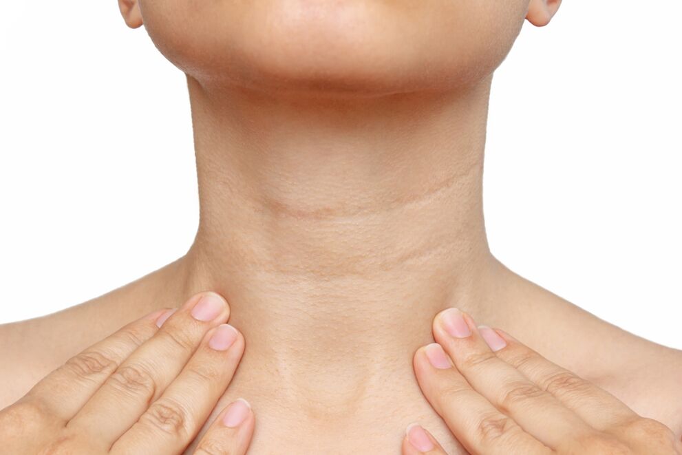 Rughe sul collo e la loro eliminazione attraverso la crema zxcvbnmqwort